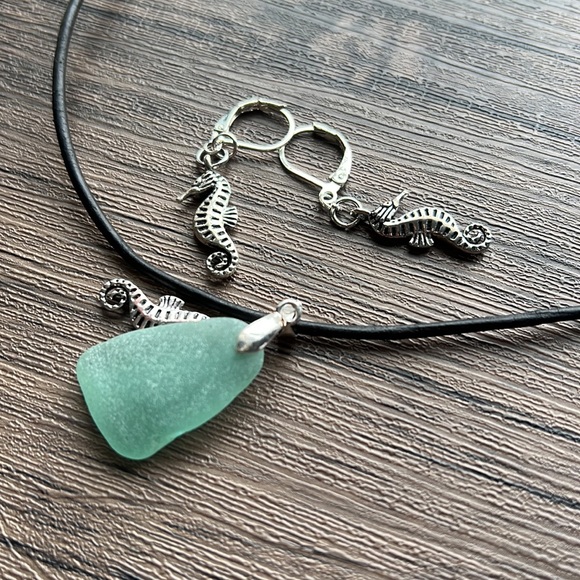Worn Once - Hand Crafted Seahorse Pendant and Earrings Set! - Picture 9 of 11